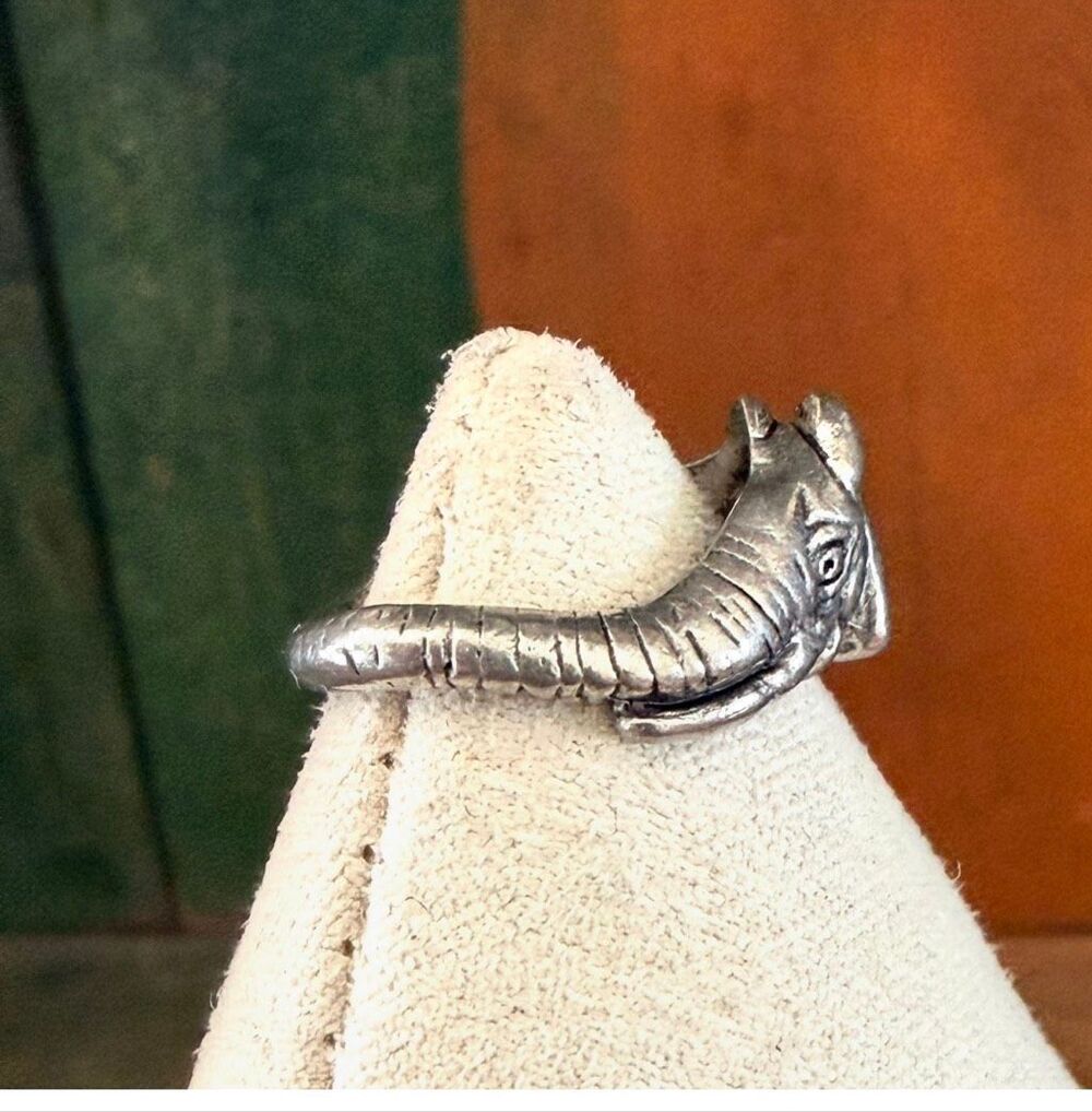 PRECO Elephant Wrap Ring Silver Tone Vintage Animal Statement Ring - Picture 8 of 11